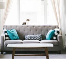 The 5-Minute Decluttering Habit That Will Keep Your Home Tidy for Good